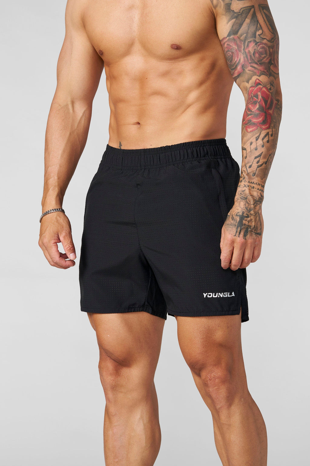 1028 - Weightless Shorts