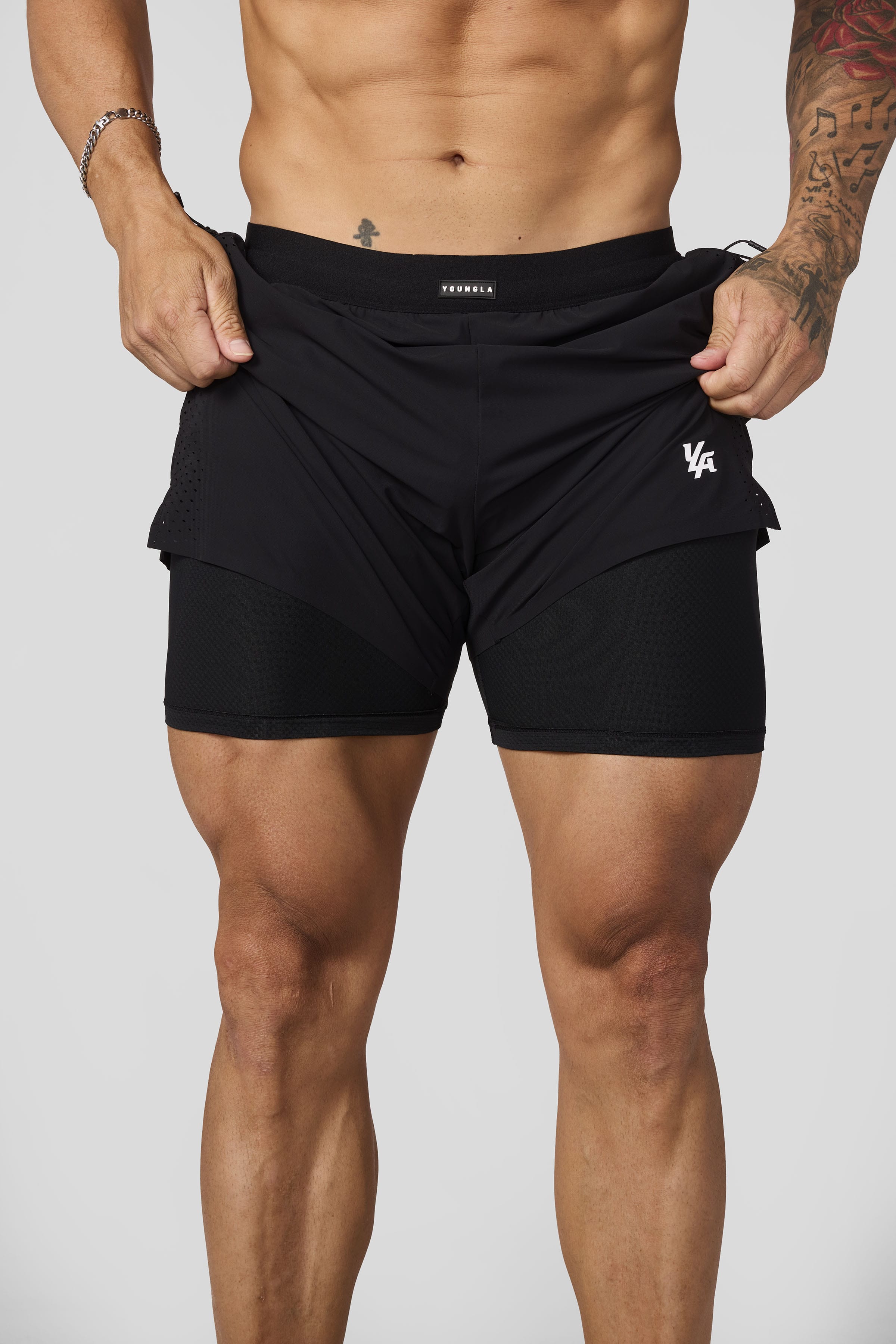 1054 - AeroVent Compression Shorts