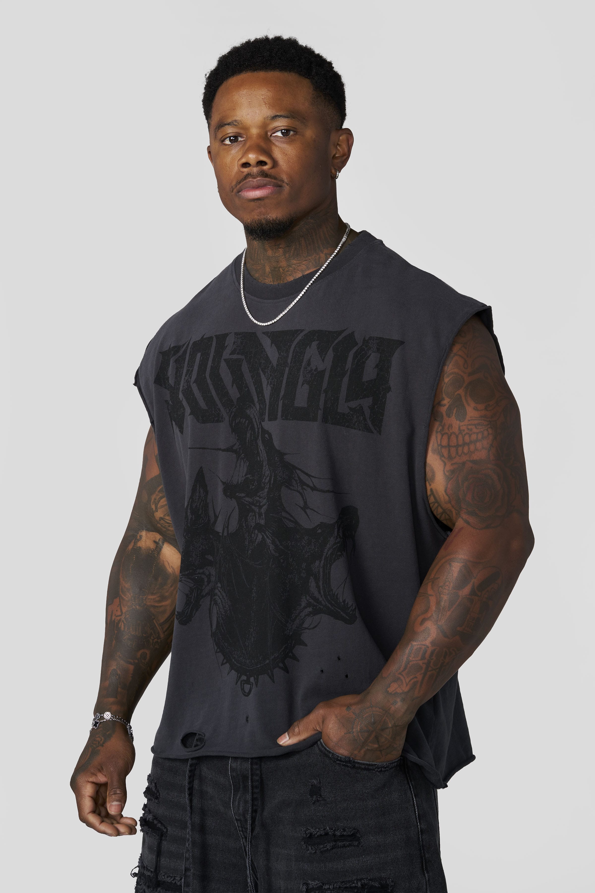 3093 - Unleashed Cut-Offs