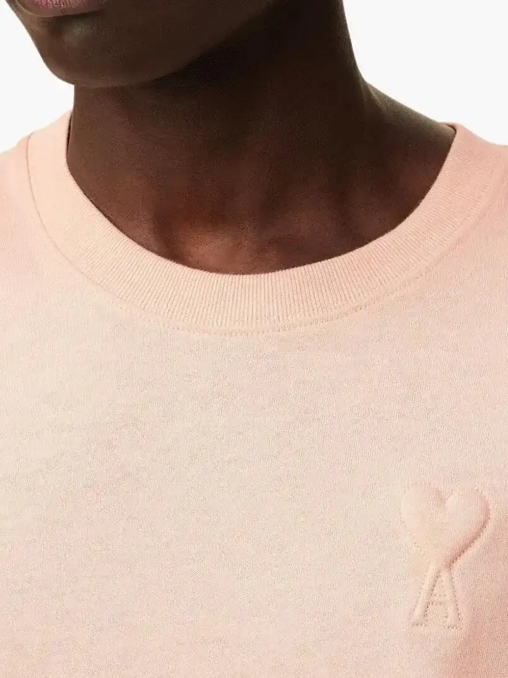 Ami Paris De Coeur Embossed Logo T-shirt in Pink