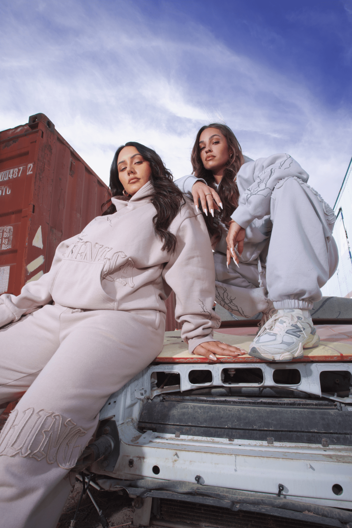 W536 Illumin-ATE Hoodie