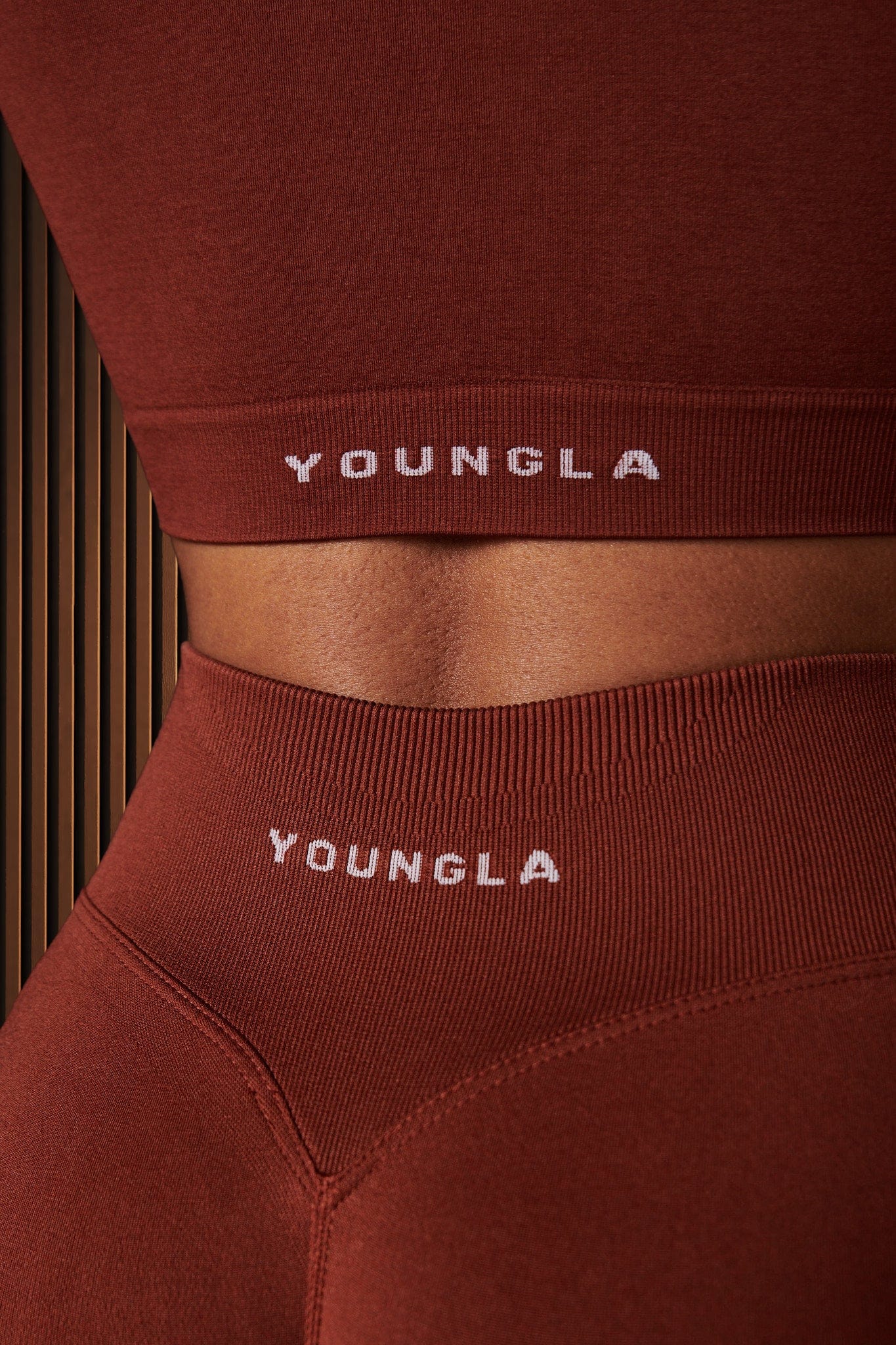 W233 - Curve Seamless Leggings