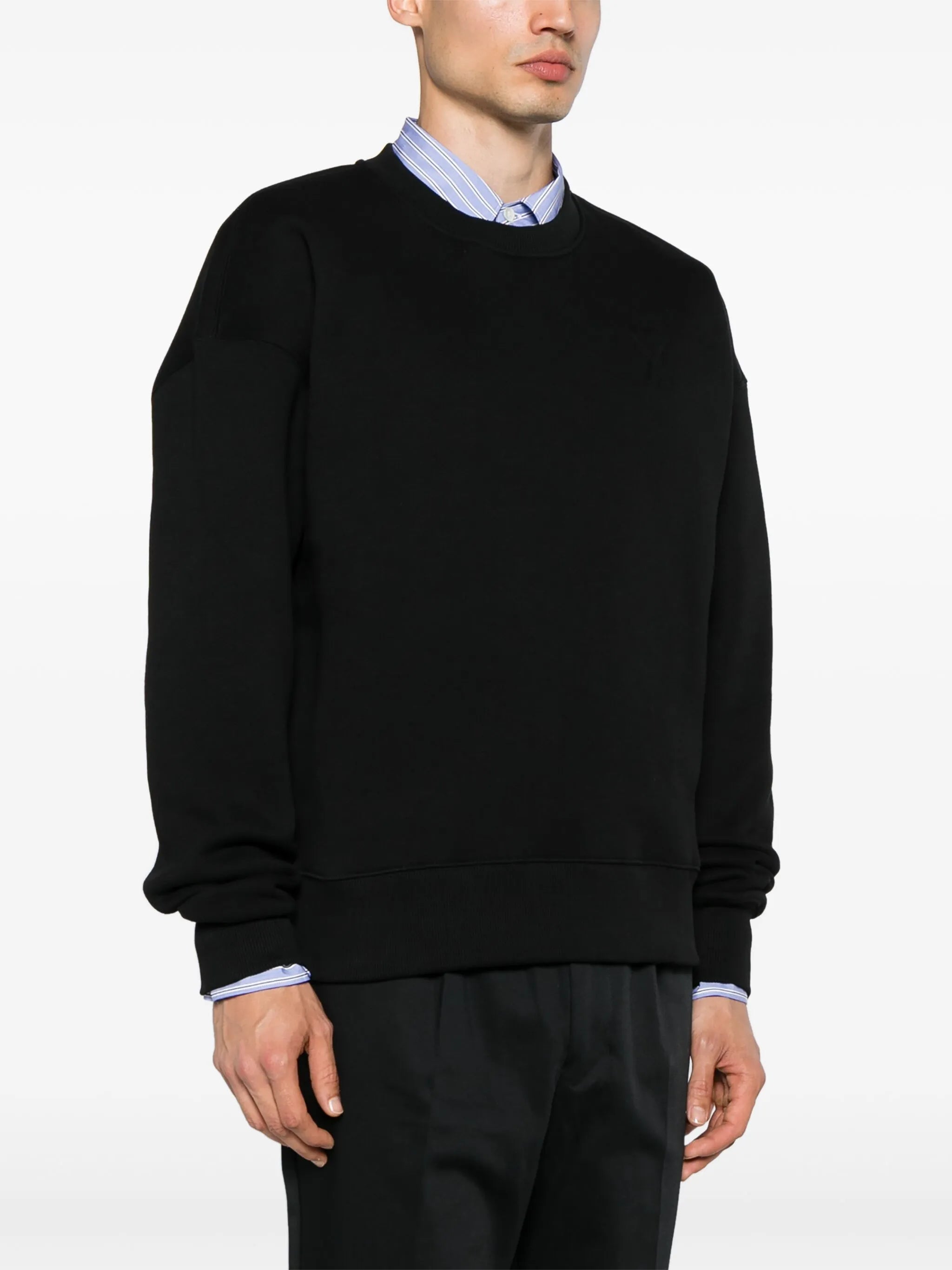 AMI Paris Ami De Coeur Embossed Logo Sweatshirt in Black